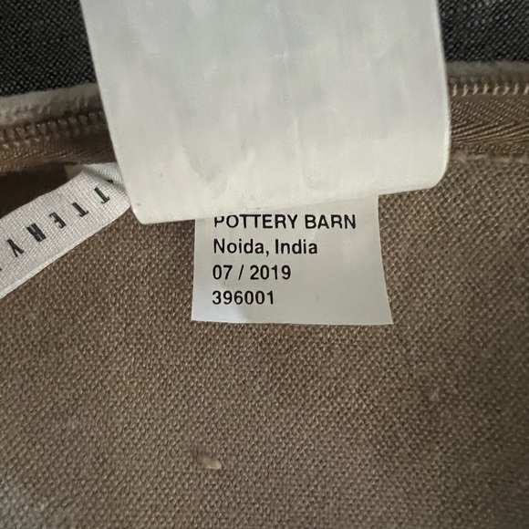 POTTERY BARN Britta Print Cotton Velvet Lumbar Pillow 14x20 - Set of 2 - Picture 8 of 14